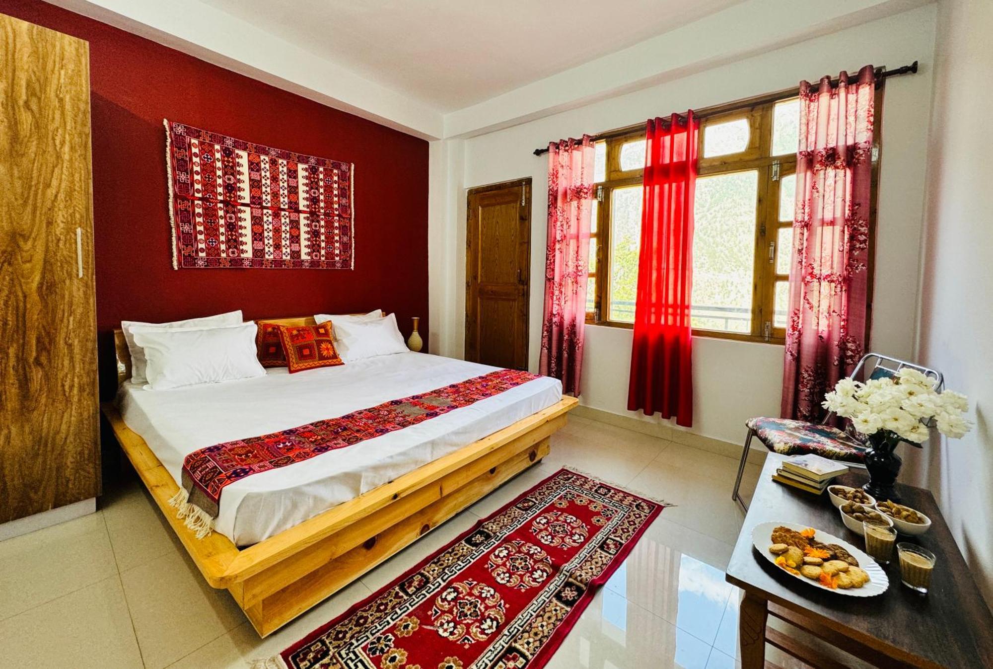 Pine View Retreat Homestay Kalpa Eksteriør bilde