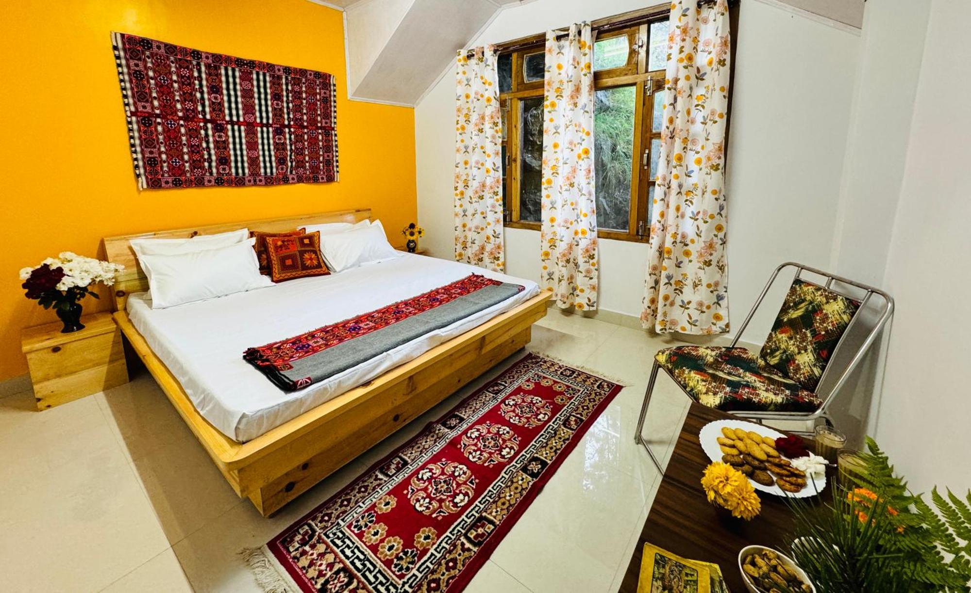 Pine View Retreat Homestay Kalpa Eksteriør bilde